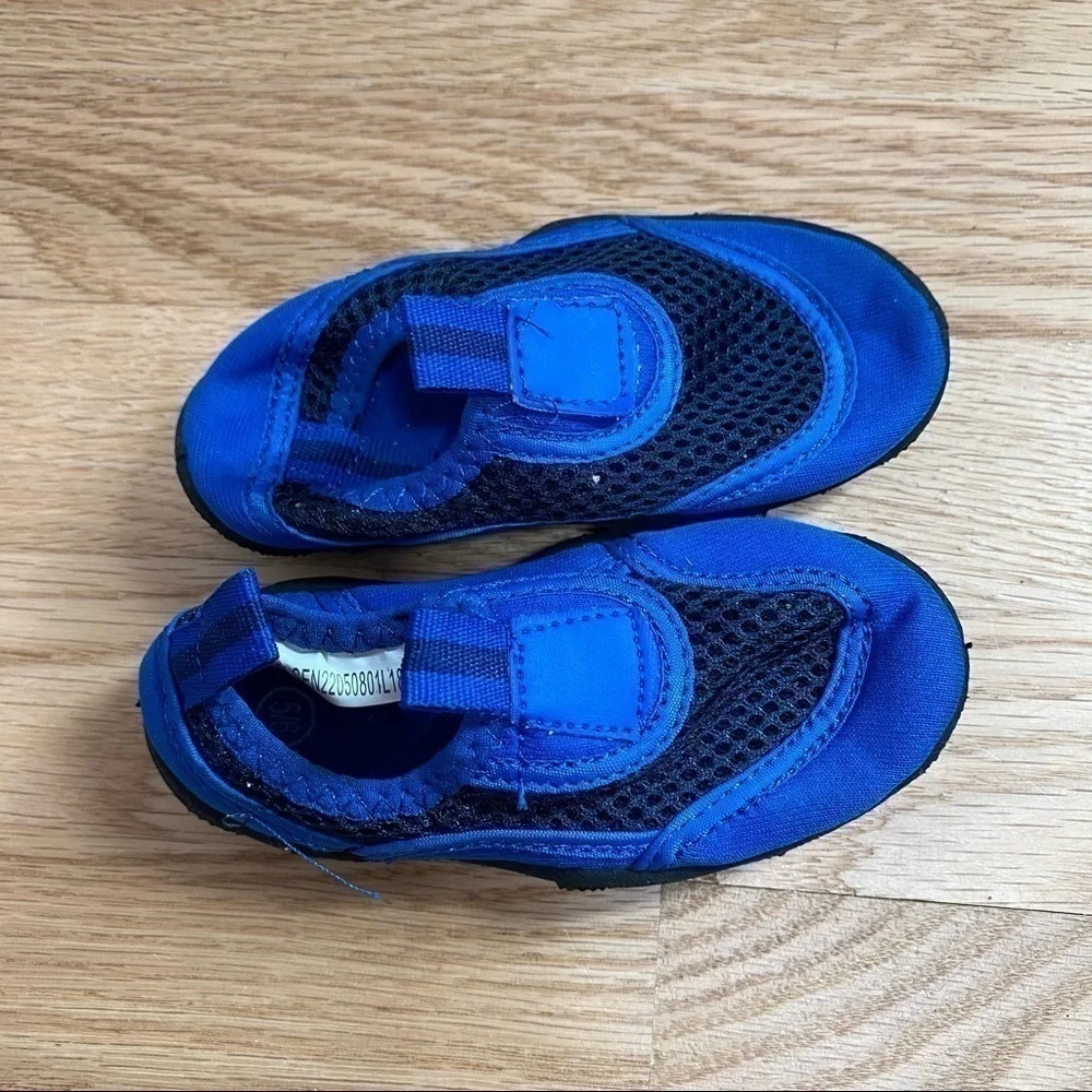 Blue Swim Shoes Sz 5 6 Boys Baby Toddler Water